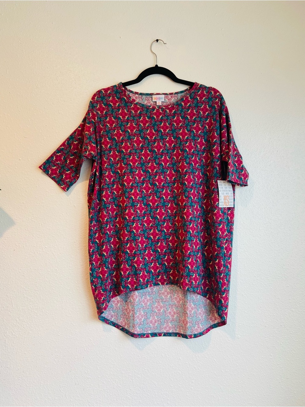 LuLaRoe Irma Floral Tunic plus XS